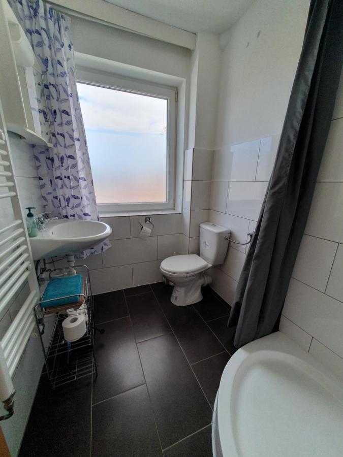 Ferienwohnung Luisa Im Haus Maarten Cuxhaven Exterior foto
